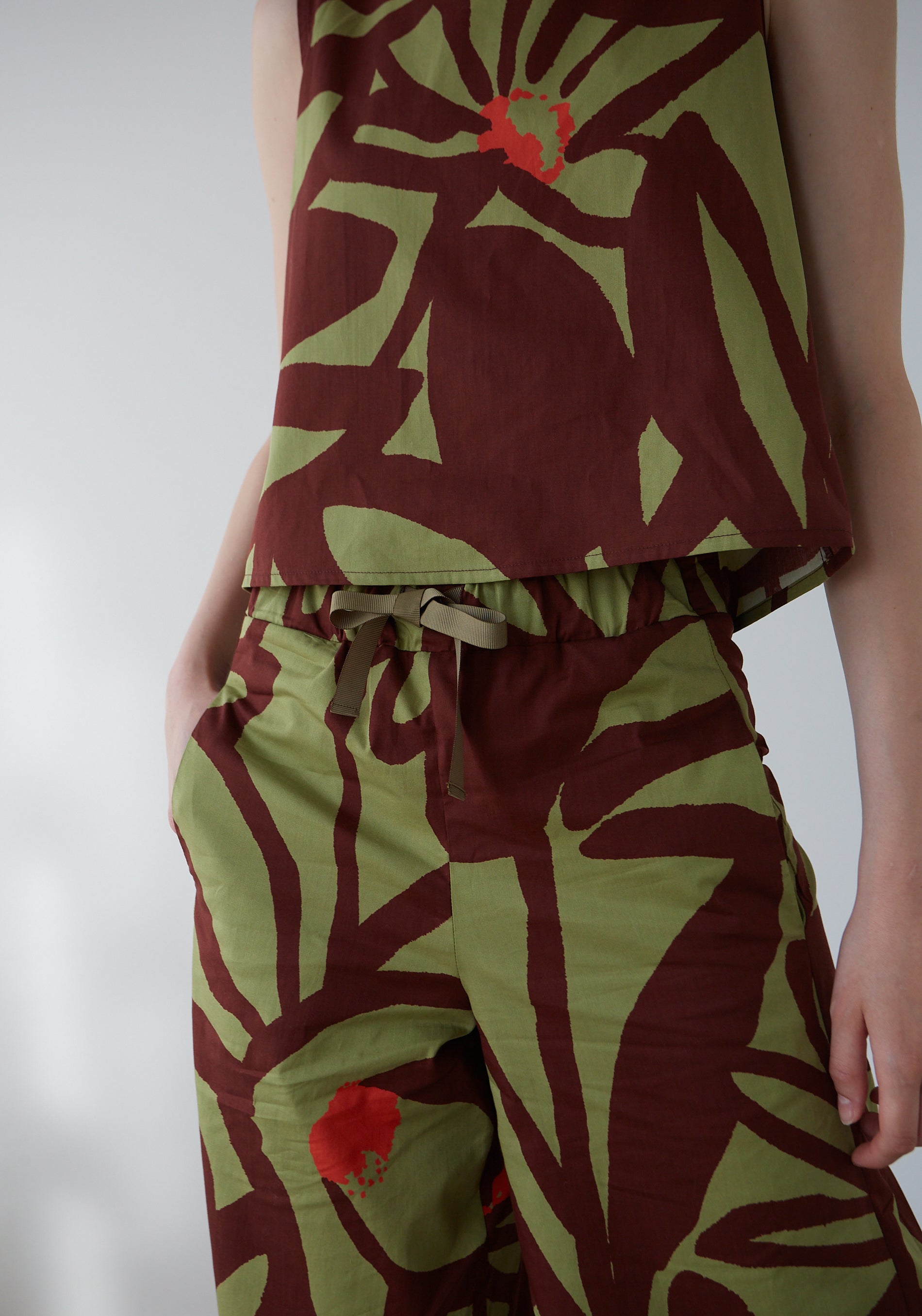 Pantalon Bomba à Fleurs kaki