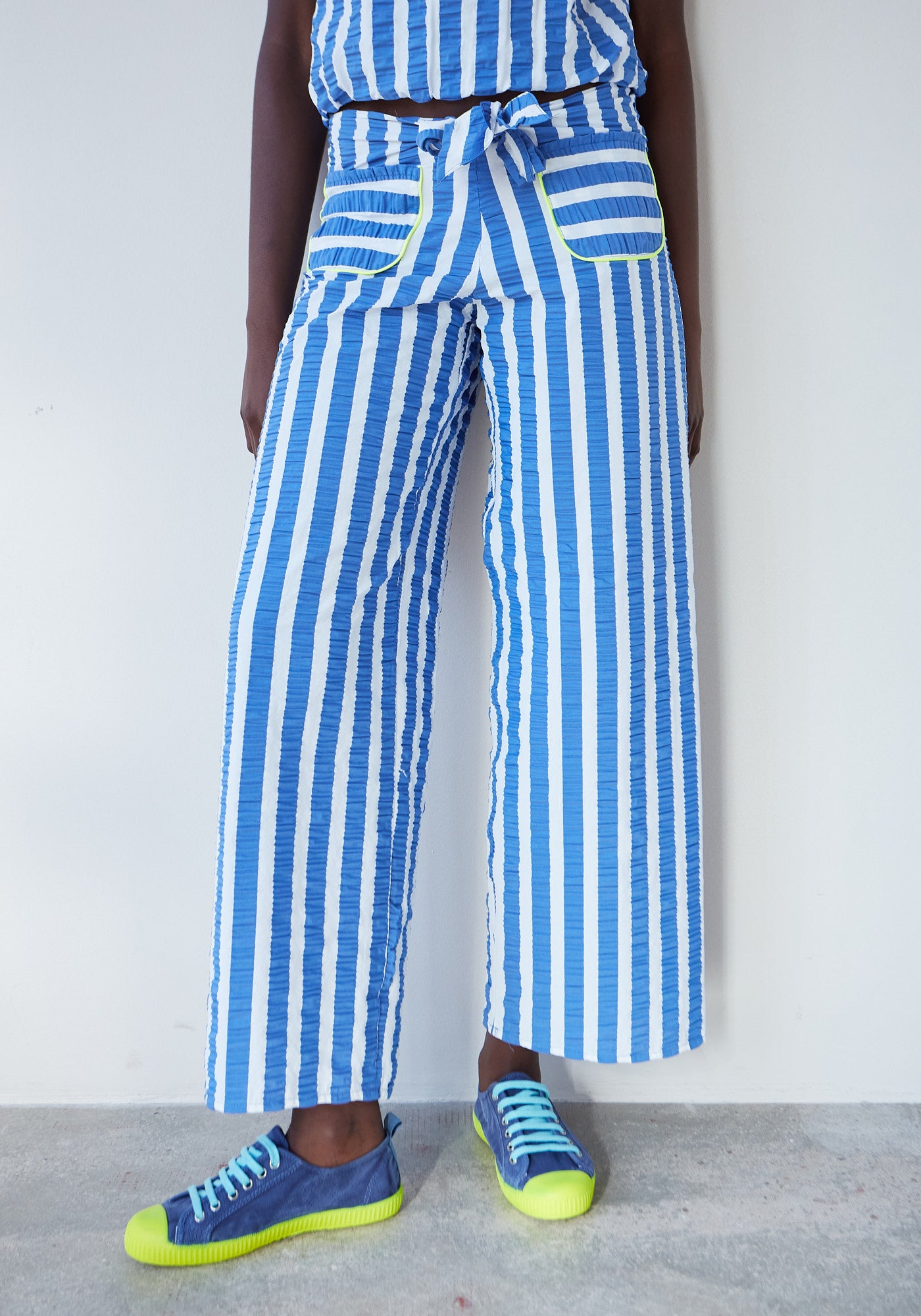 Pantalone con Fiocco Blu