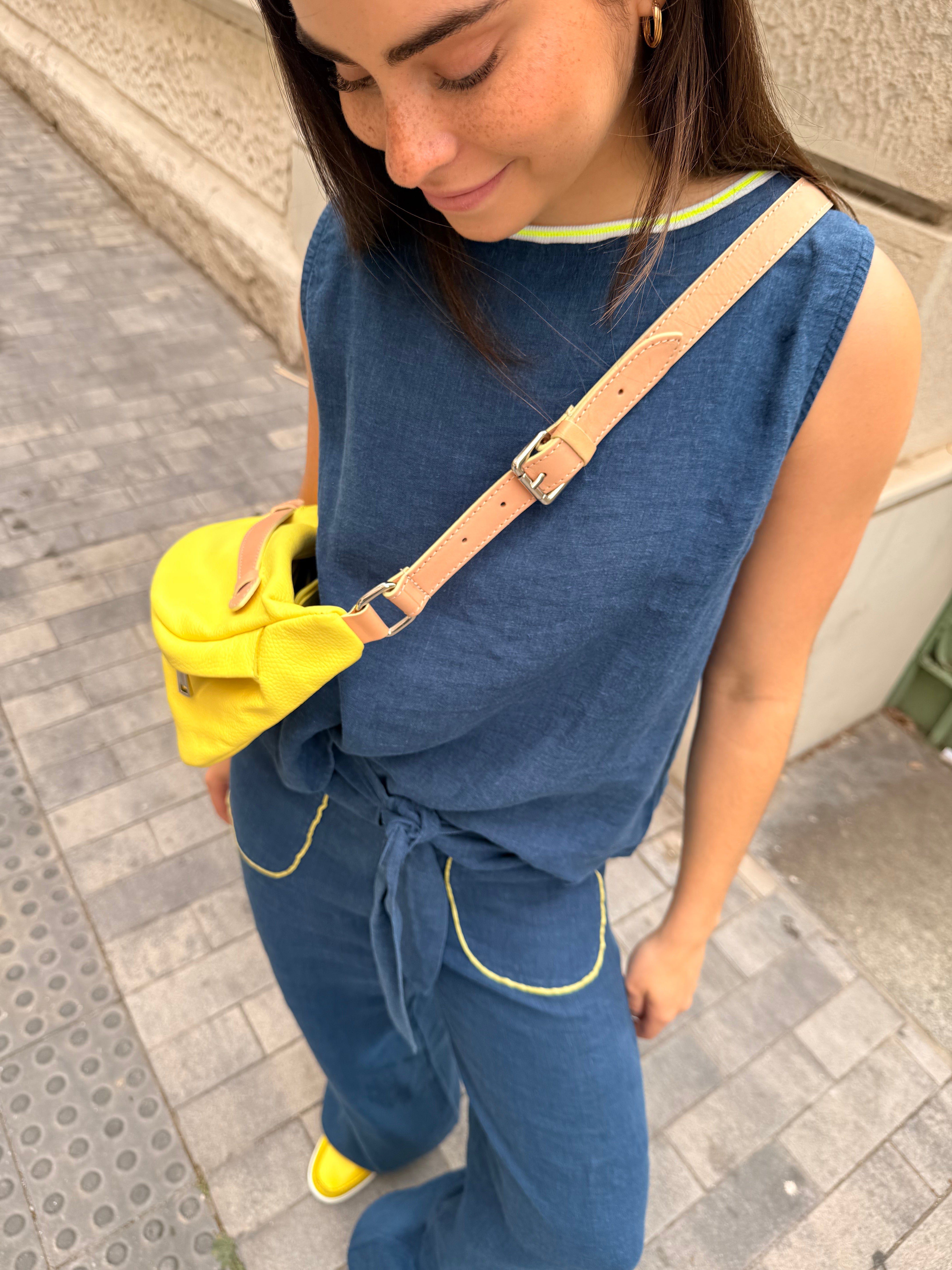 Top en lin bleu Ana